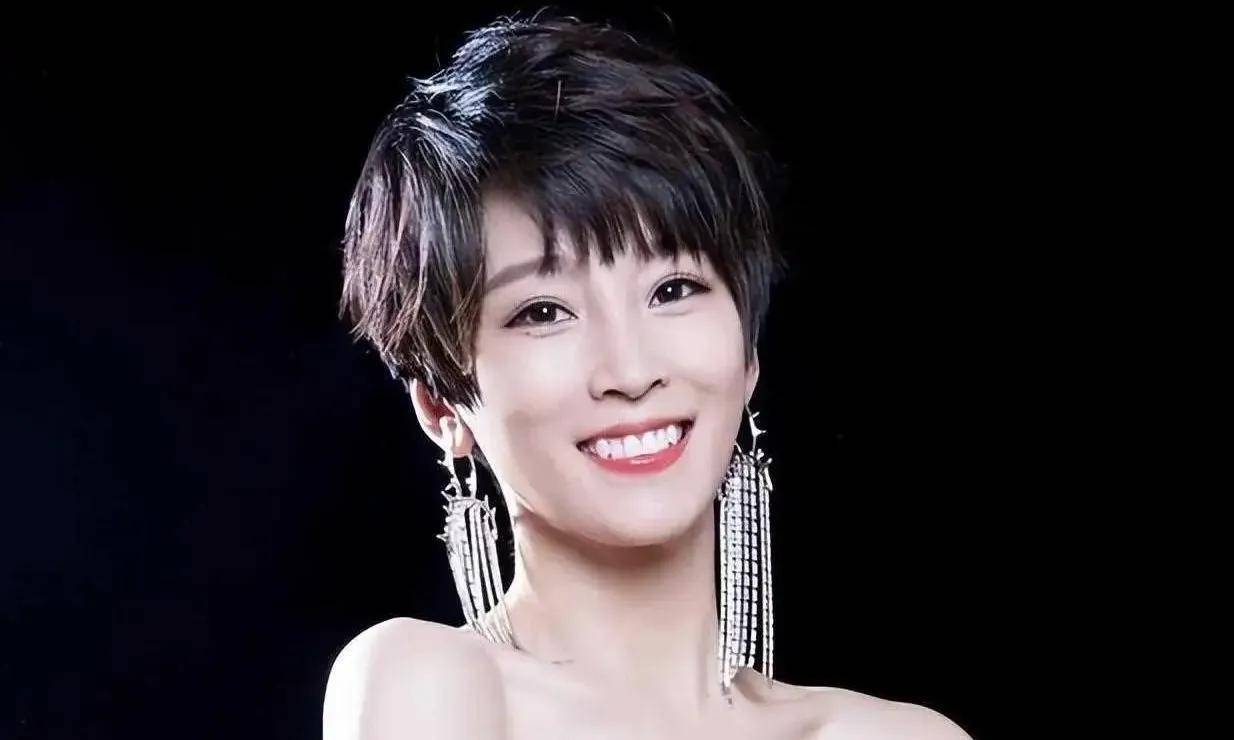 谢楠:多元舞台上的璀璨星光