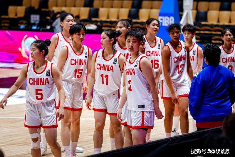 中国女篮U16大胜菲律宾晋级半决赛，李沅珊18分领衔，内线双塔合力22+29