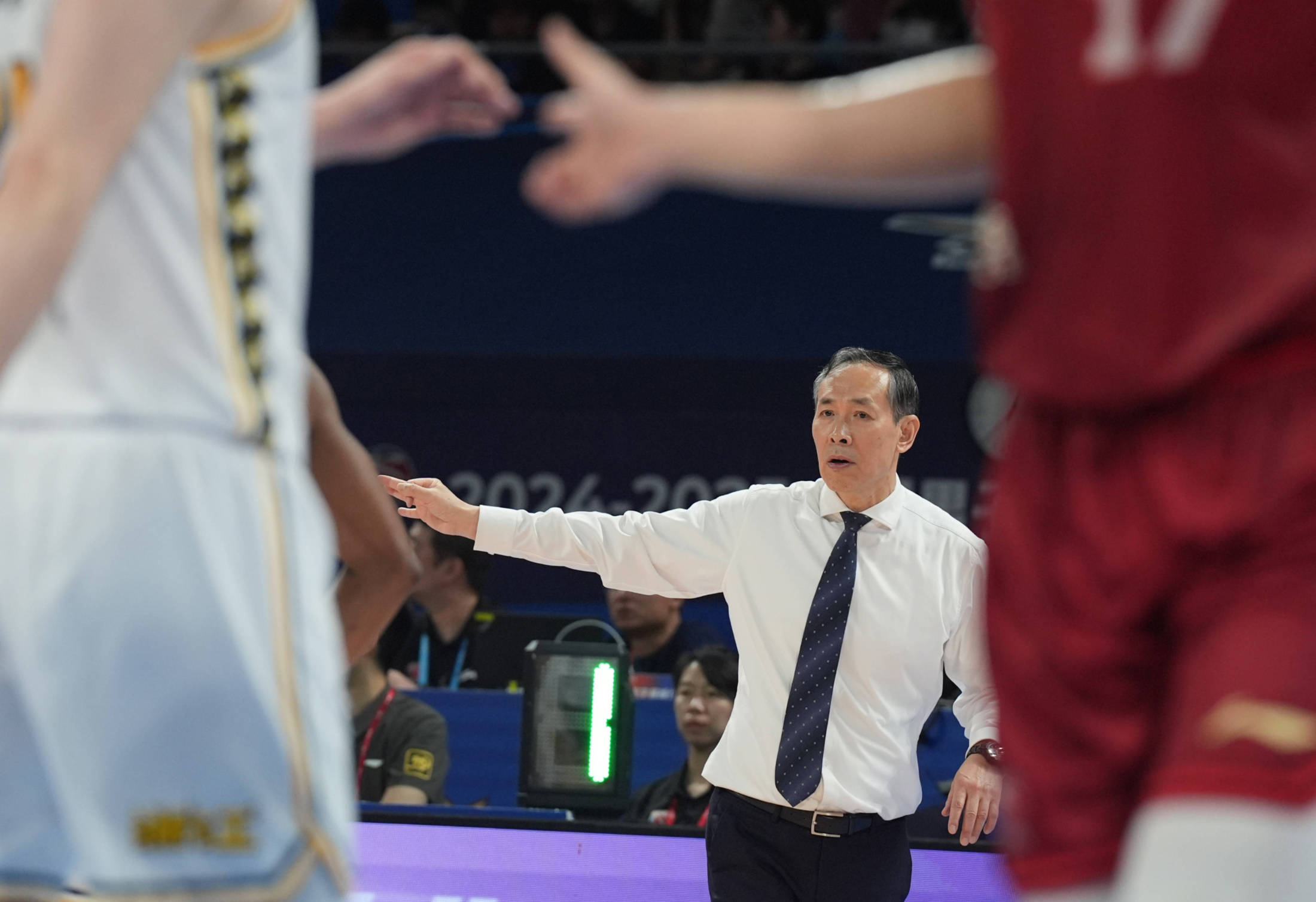 许利民志在夺冠,然球迷缘何不满?他当真成北京最大的短板?