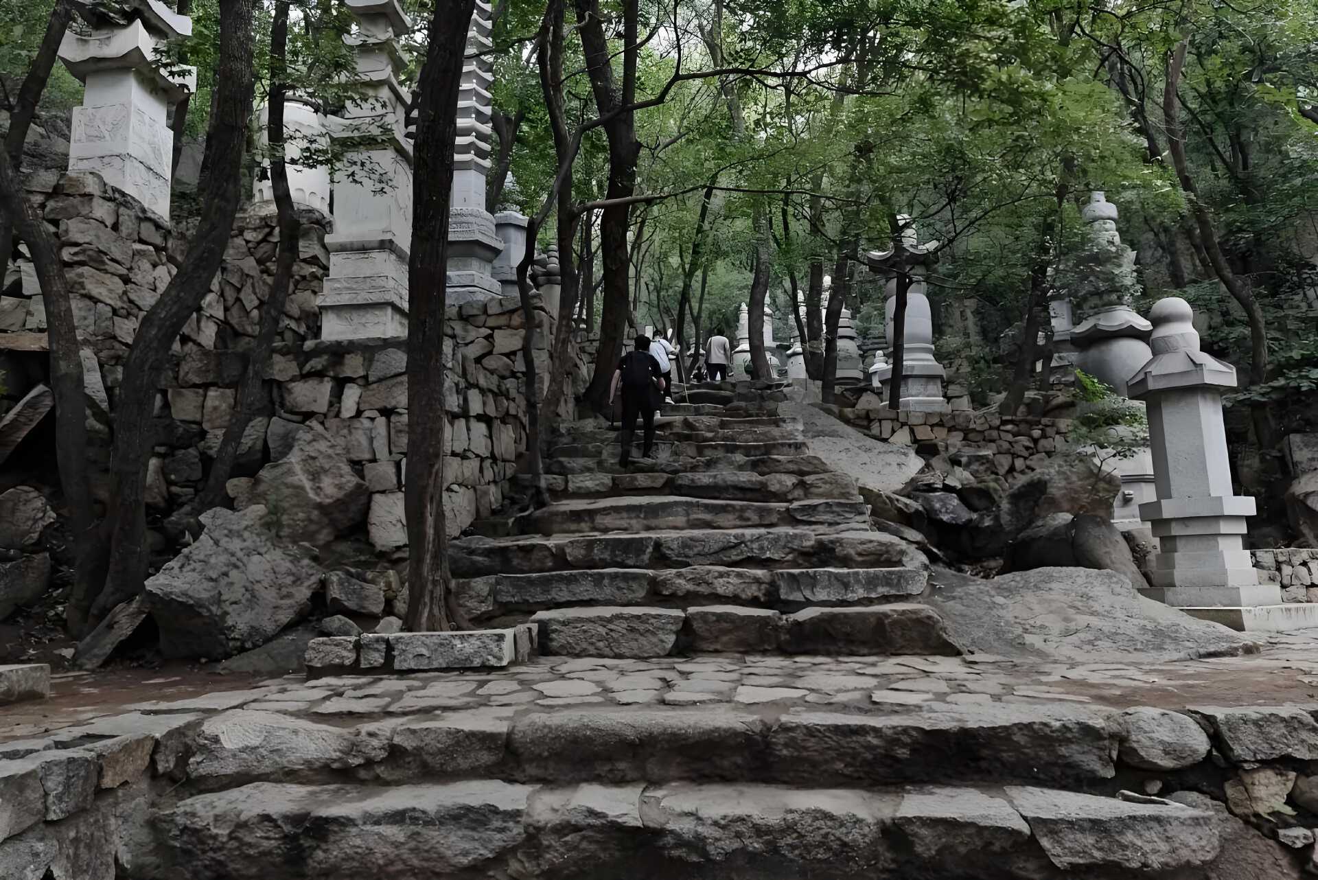 男士户外棉服选购清单——出去玩,防风透气基本局,保暖非常重要