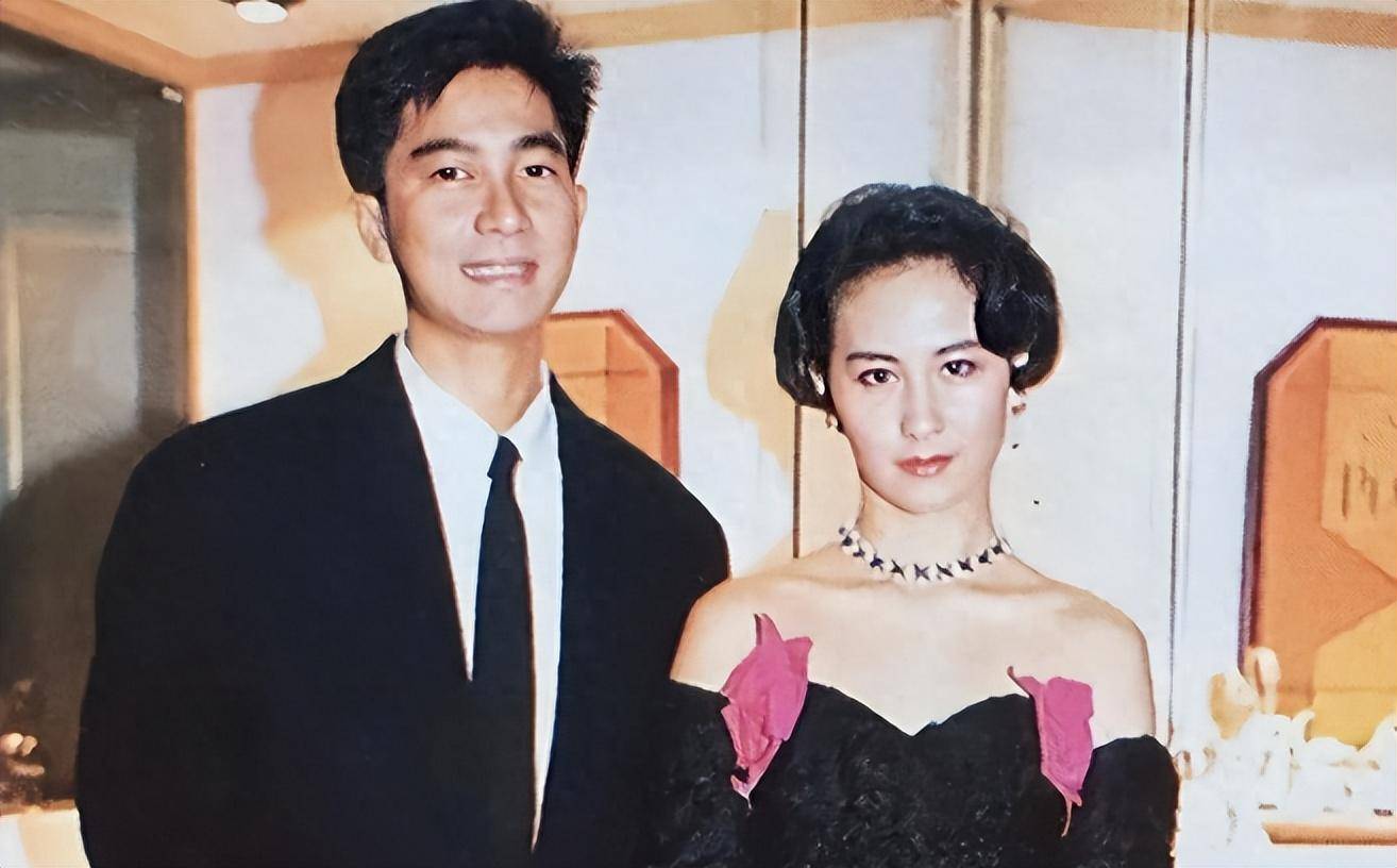 16年后看何超琼,李嘉欣,才知道许晋亨真拎不清