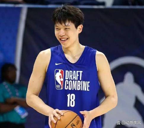 杨瀚森与克林根对抗赛分析_杨瀚森给机会不中用啊! 克林根21个篮板为他打样_波特兰开拓者杨瀚森首次主场亮相