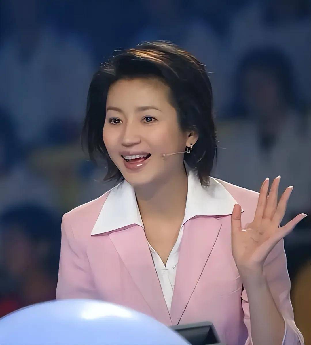 55岁王小丫:一婚嫁富豪,二婚嫁高官,两婚未孕,如今普通成大妈