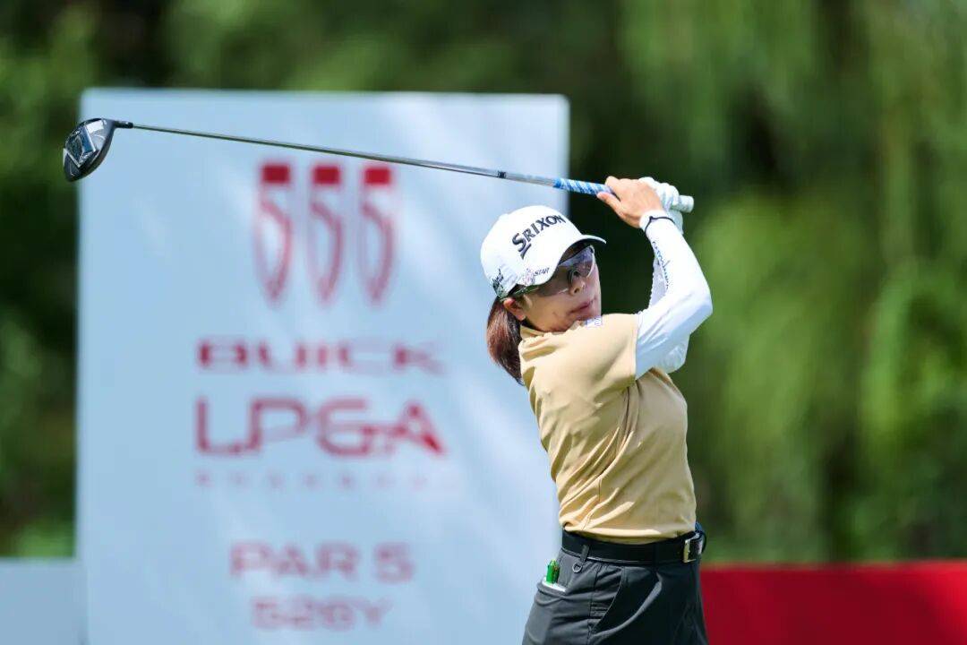 胜南单轮-11破纪录领先别克LPGA锦标赛次轮 周诗媛领跑中国军团