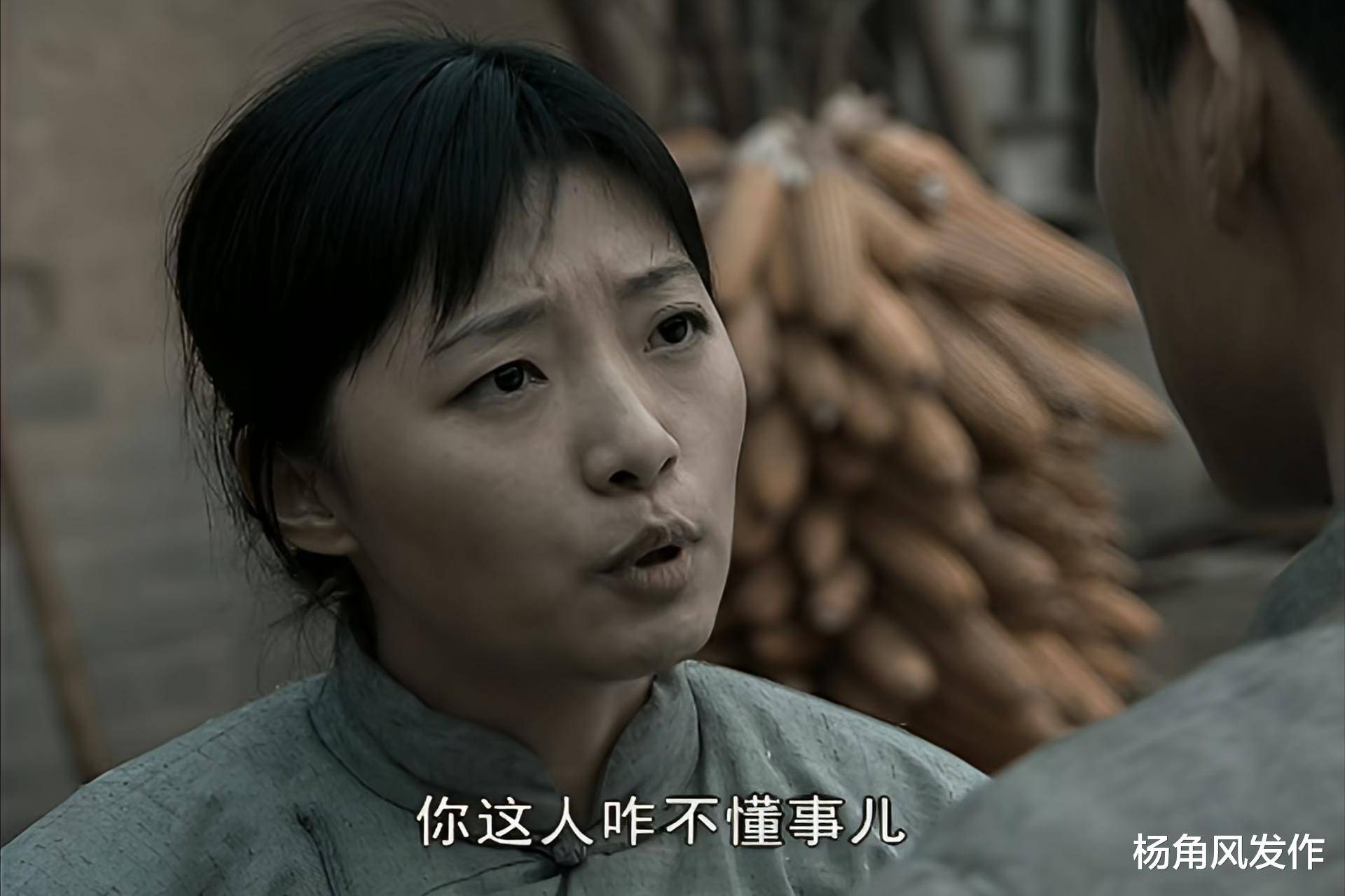 亮剑:秀芹坟墓前,为什么躲在远处的和尚,比李云龙哭的还厉害?