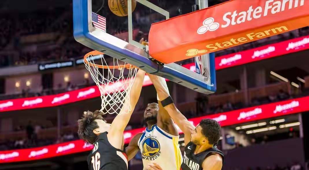 从6犯离场到单节统治比赛！东方约基奇诞生！NBA官方亲自点名关注