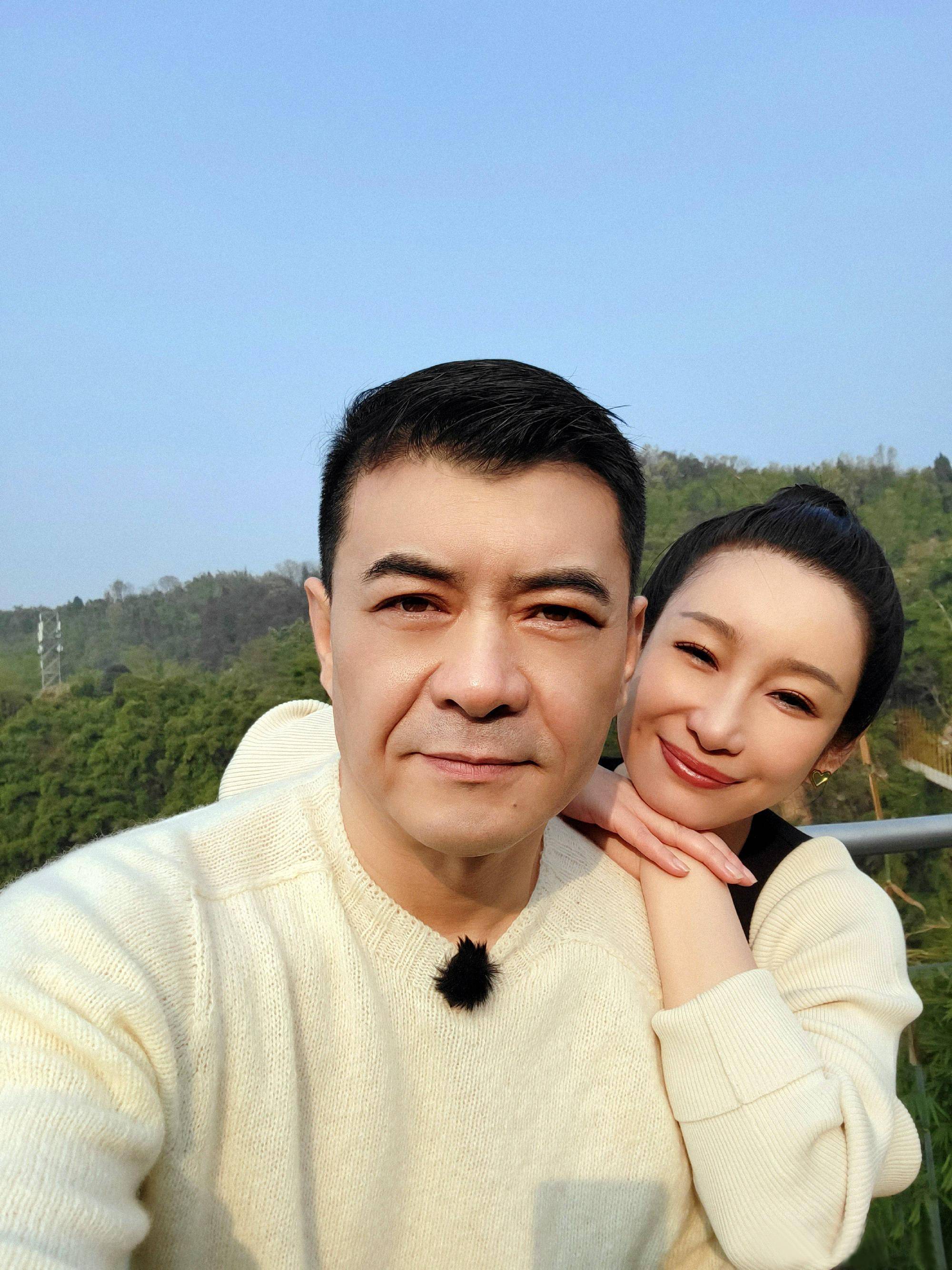 唐静与王新军离婚13年,她独自一人抚养儿子,他娶小7岁影后!