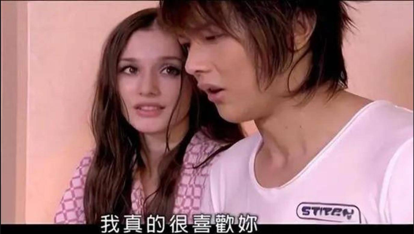 乌克兰最美冠军瑞莎!因恶作剧之吻爆红,二婚为爱改国籍嫁入中国