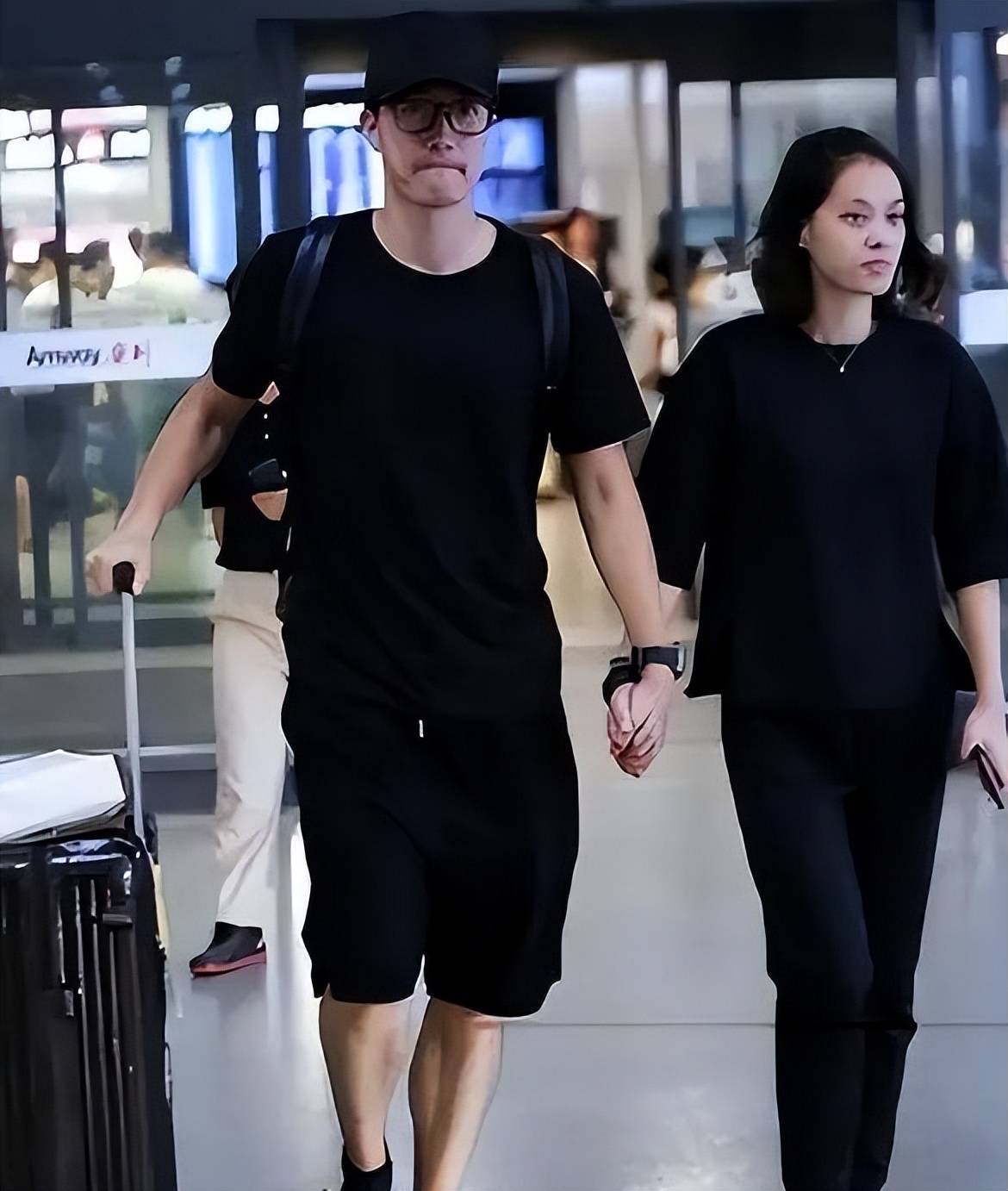 刘翔妻子现状:模样大变,狼尾发型眼前一亮,结婚5年仍无儿无女