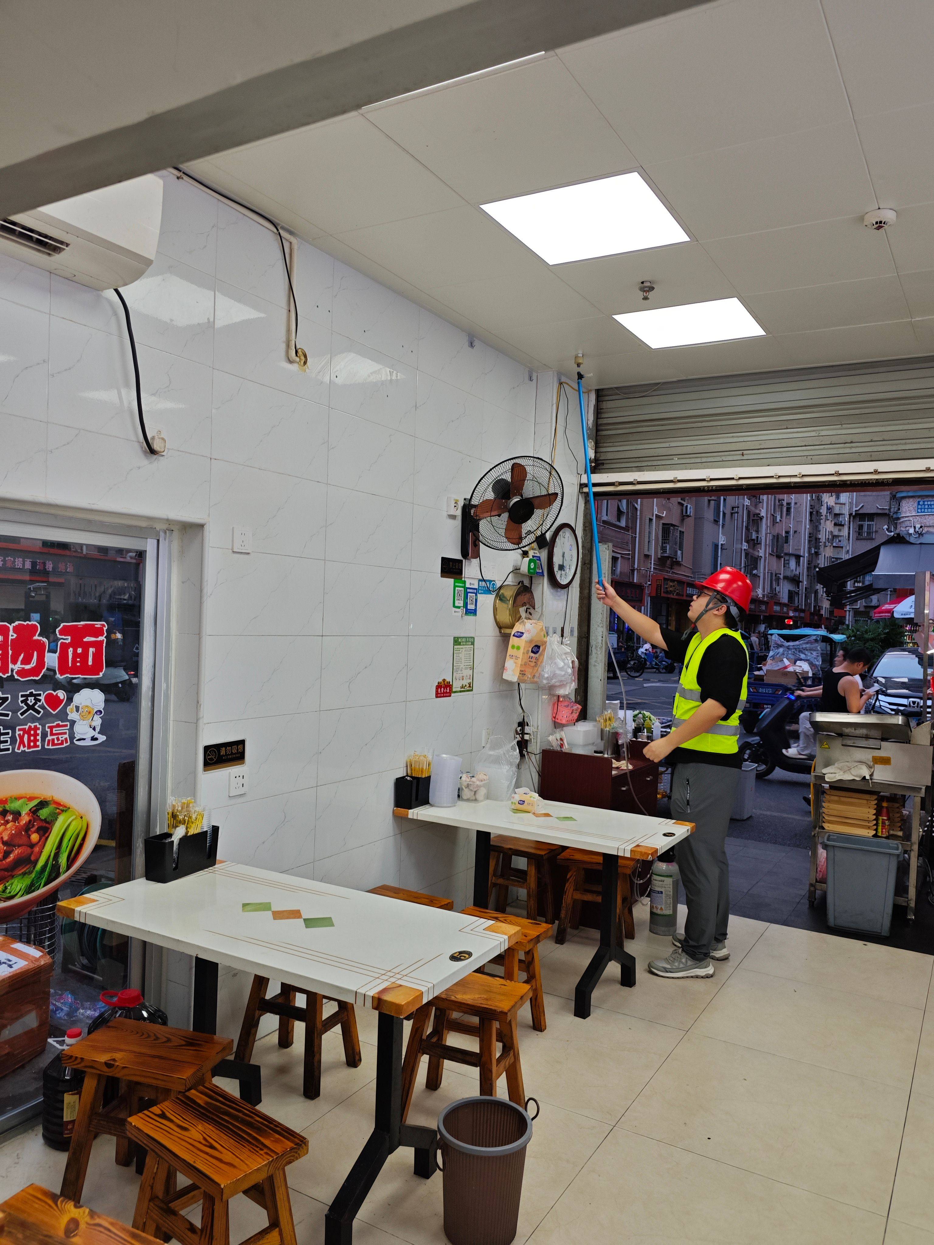 广东深圳餐饮行业安全保障安装检测燃气报警器是关键