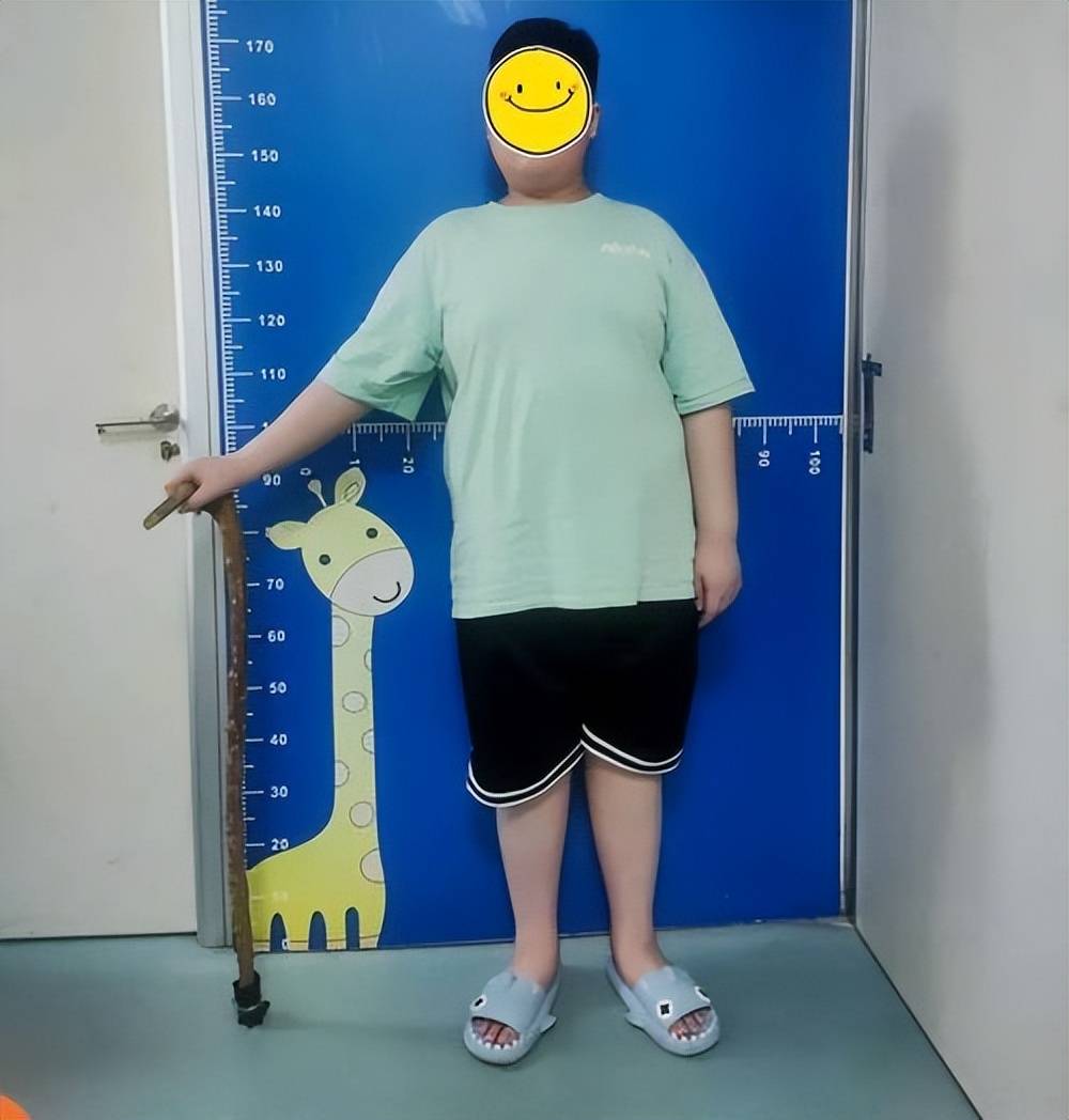 小孩的鸡不长怎么办呢？医生：脂肪包住！