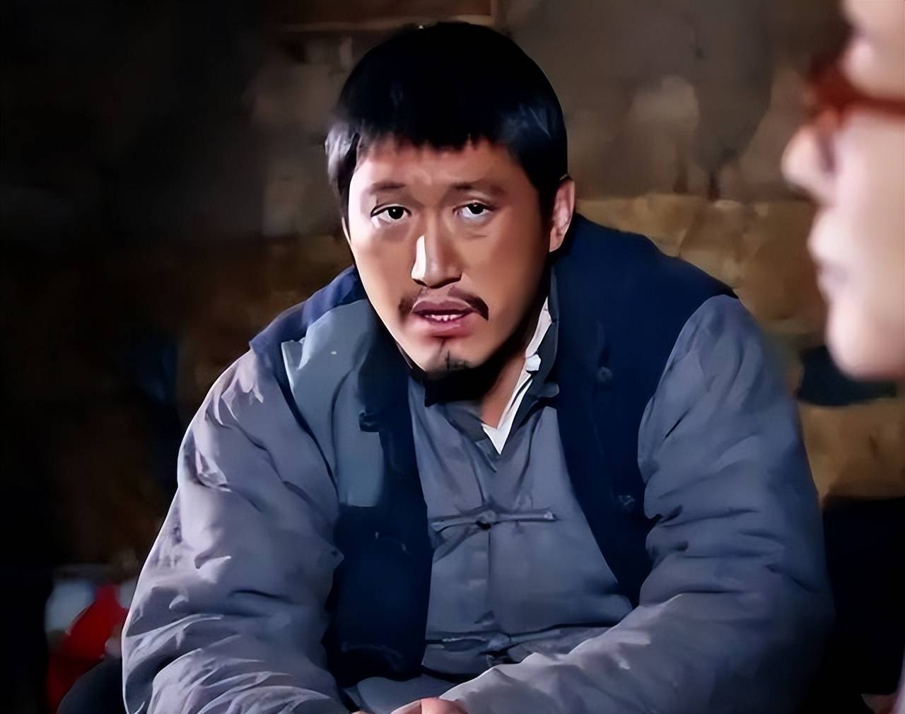 演员赵龙豪现状:生活低调,身材肥胖满脸皱纹,在张译手下打工