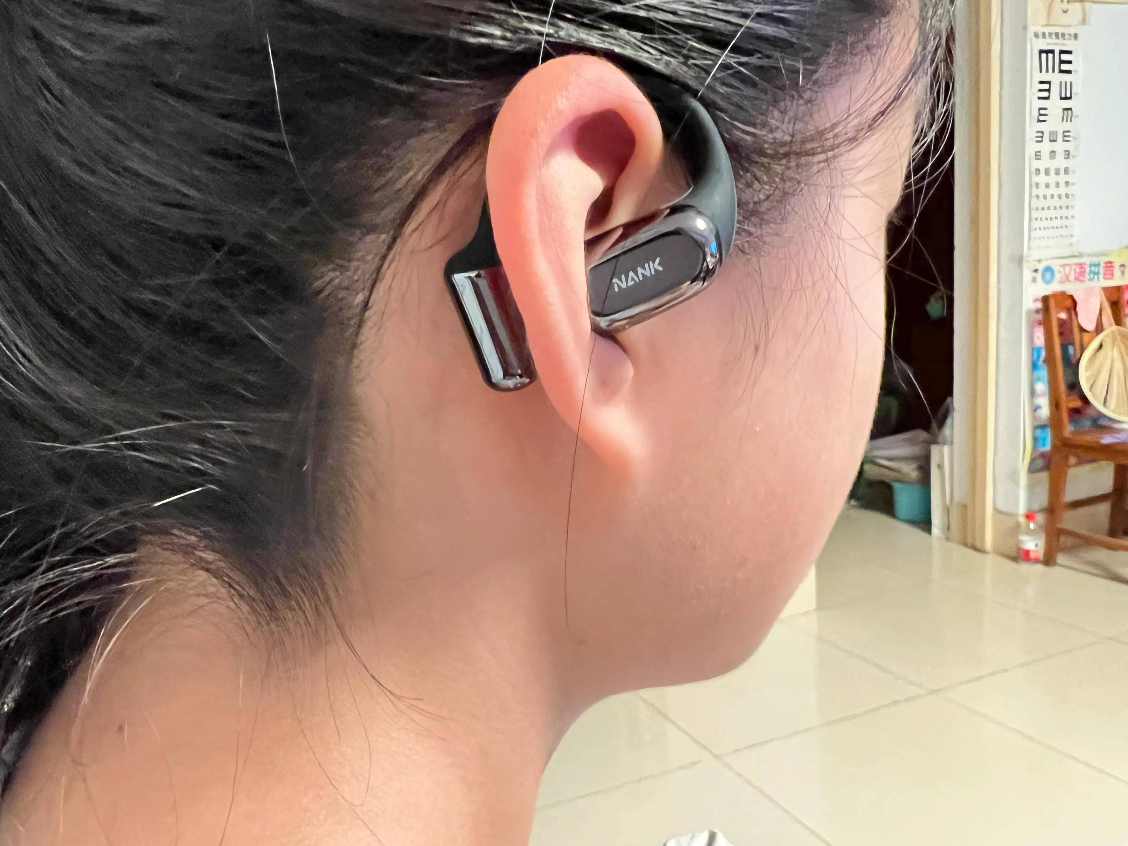 不仅能舒服听歌,更是智能助手!体验开放式耳夹耳机南卡OE Mix2