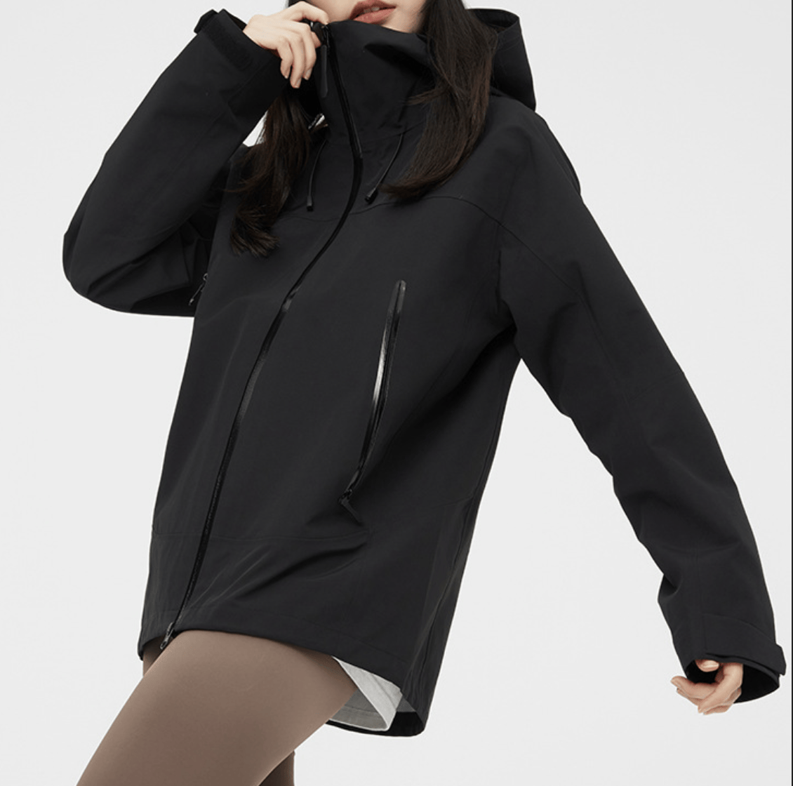 2025冲锋衣排行榜前十名新鲜出炉:这10款防水透气冲锋衣,户外必备神器