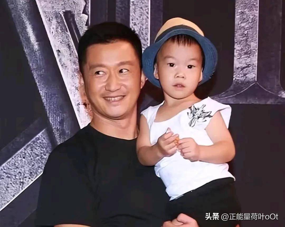 吴京儿子叫吴所谓,靳东儿子叫靳小爷,但都败给了杨澜儿女的名字