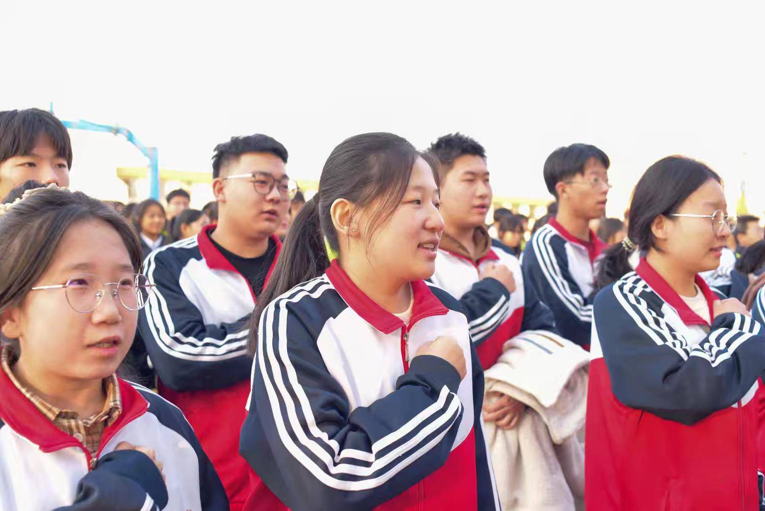 为梦想疯狂一次!灵丘四中高考励志演讲点燃学子冲刺热情