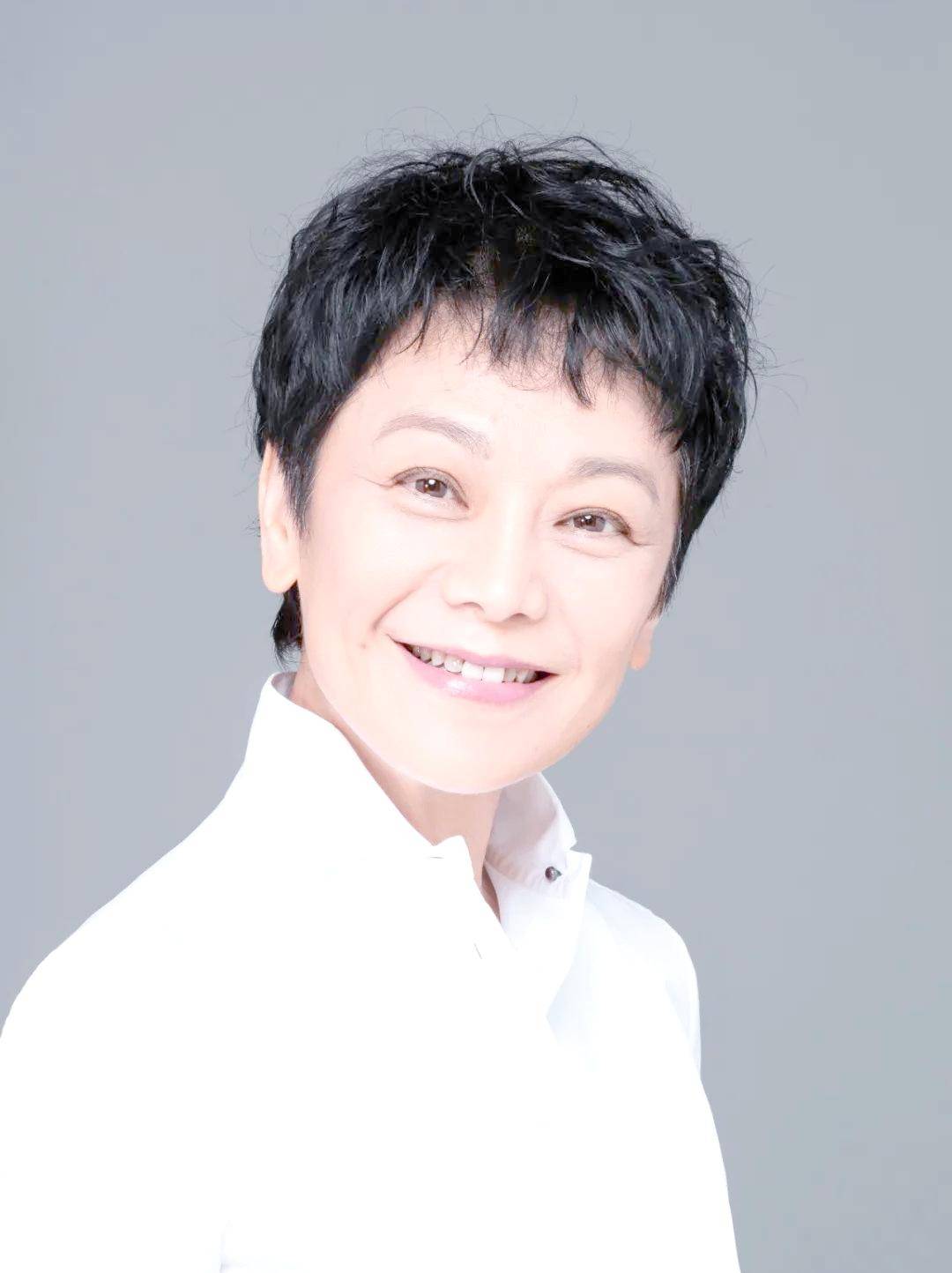 《杨君访谈国际媒体》:张艾嘉疫情期间拍摄《世间有她》,探讨女性角色
