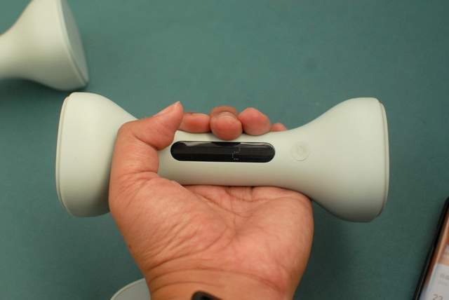 米家智能哑铃「雾青色」来袭,运动也能玩出清新范儿!