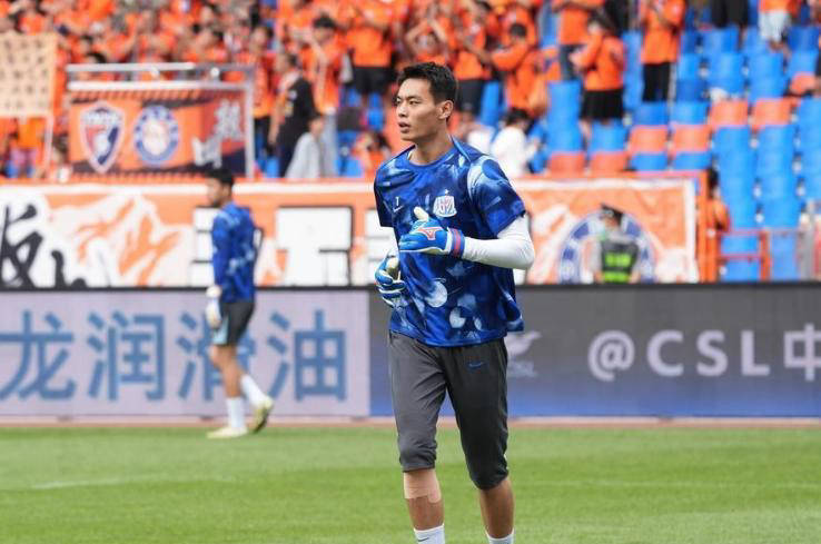 25岁国足新星薛庆浩失踪事件引发猜测，或将遭邵佳一除名