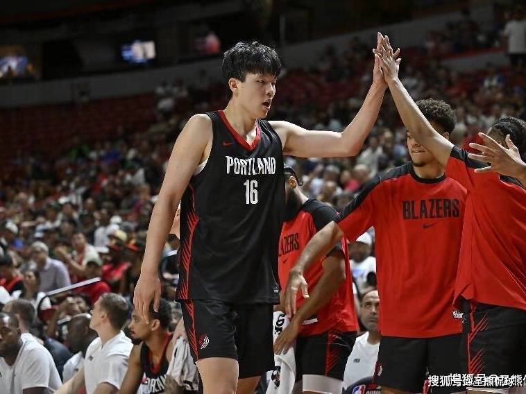 朱芳雨：杨翰森不争气，队友都喂到嘴边了不进队友下次不会传给你了