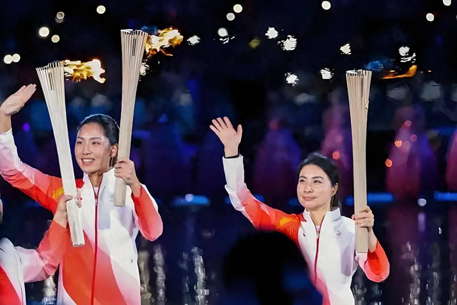 郭晶晶担任全运会开幕式火炬手,发文称:很骄傲!让人热血沸腾!