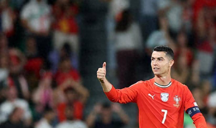 C罗官宣最后一战！41岁告别世界杯，1.8亿年薪也难弥补毕生遗憾