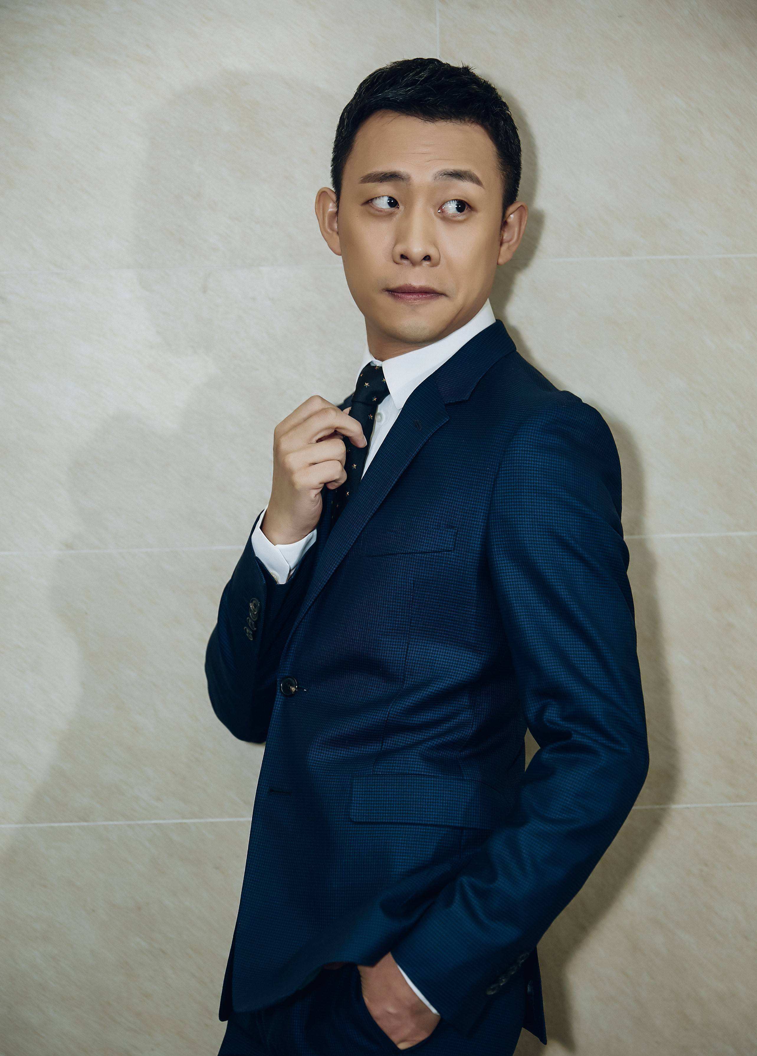 张译:守候植物人初恋10年,妻子二婚带娃还是丁克,现在很幸福