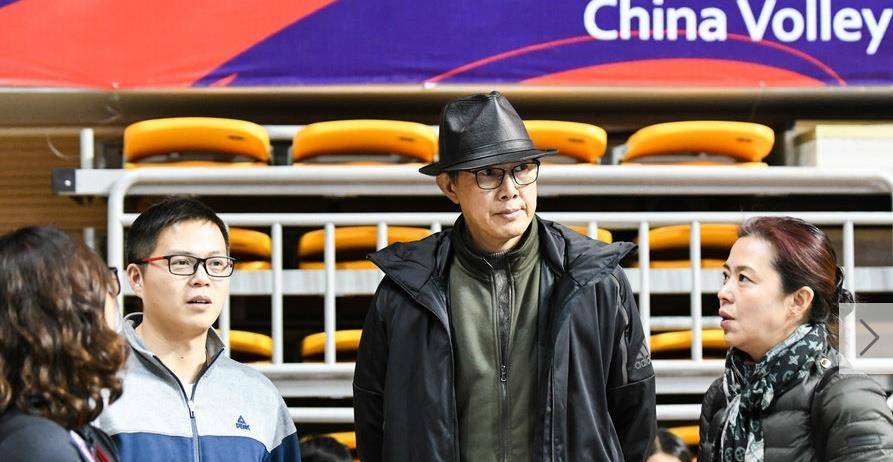 她的父亲张友生是排球名宿,曾是国家队主攻手,后来担任江苏男排教练