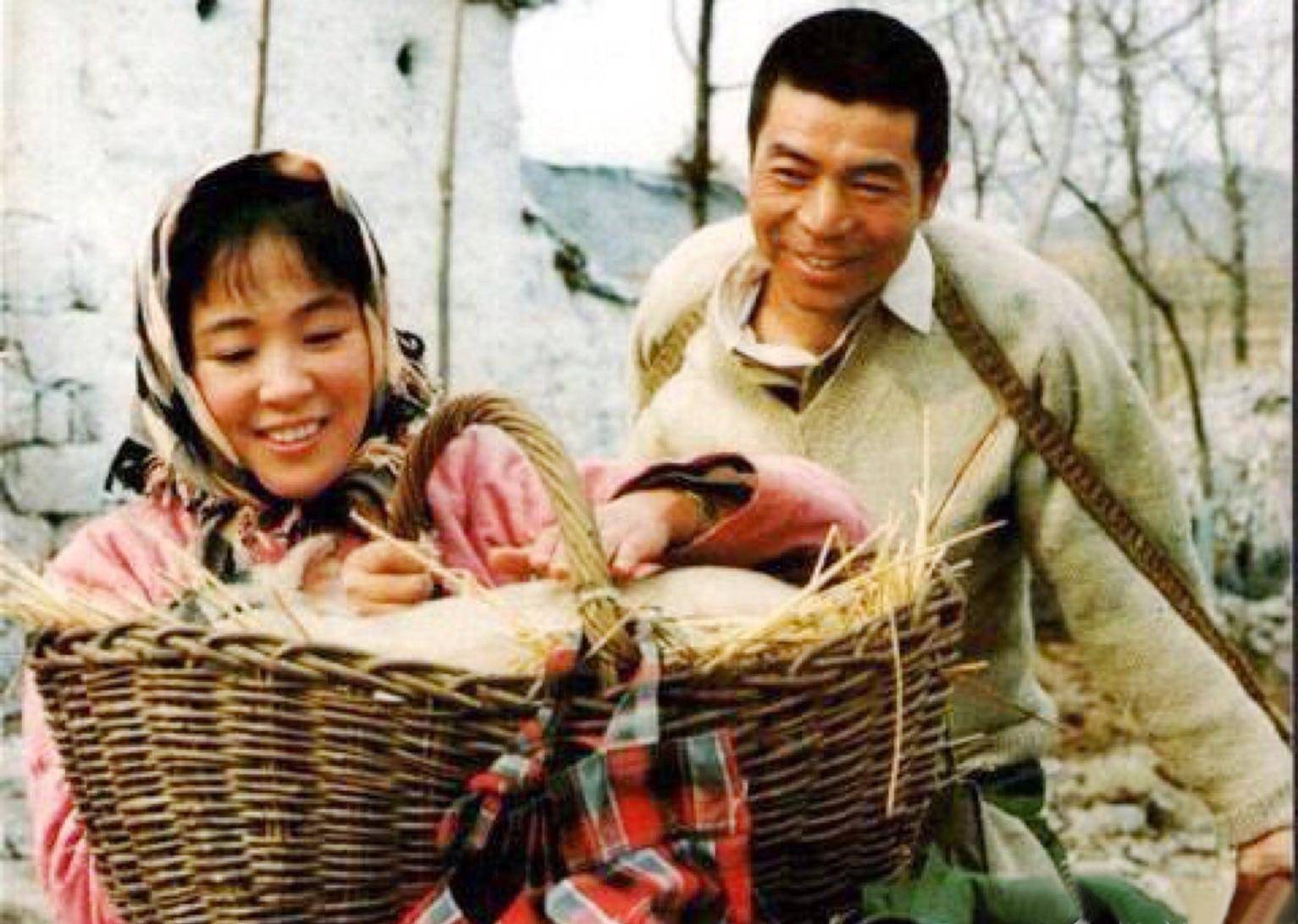 演员盖克:32岁丧夫,40岁拒做洋丈夫提款机离婚,现在怎样了?