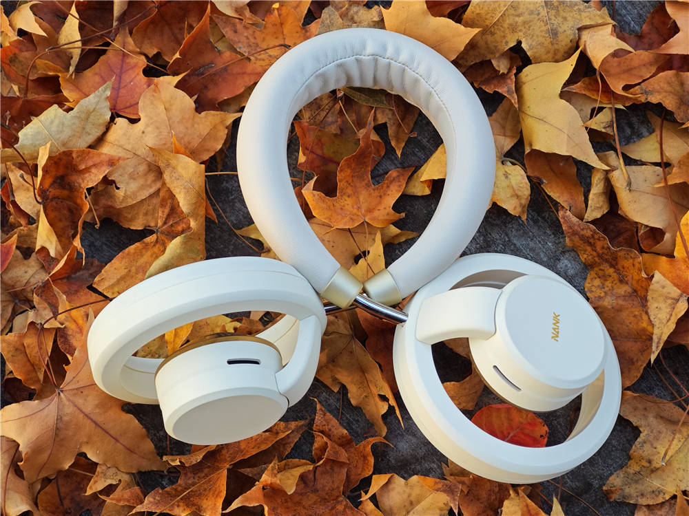 南卡Bolt头戴耳机：一款让耳朵能呼吸的头戴耳机