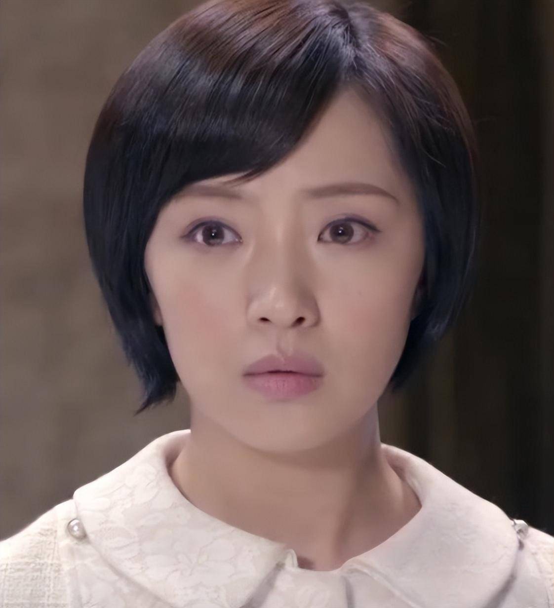 她长得漂亮戏也好,出道20年零绯闻,嫁给大十岁同行,生活美满