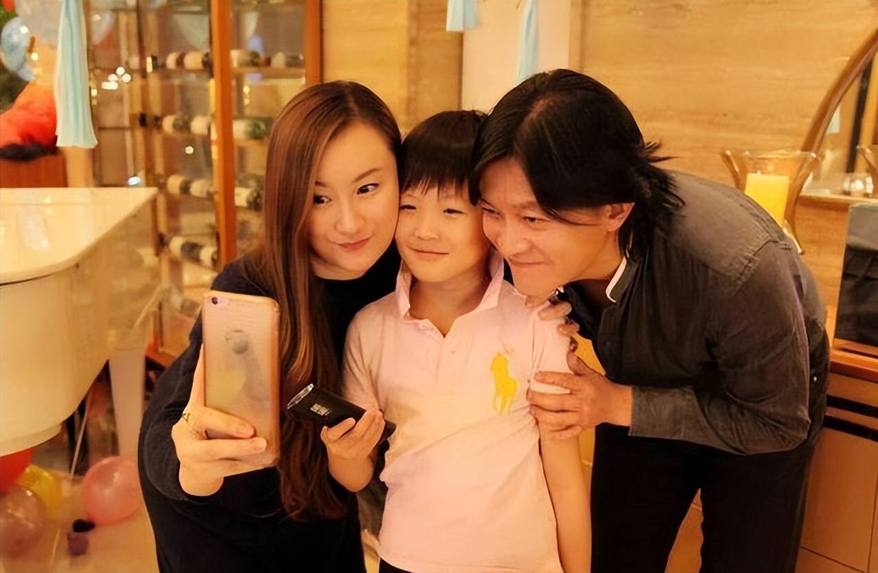 妻子:"就算成鬼丈夫,我也一辈子跟着你"