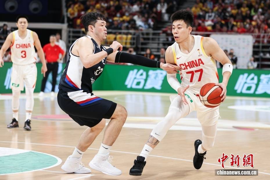 世预赛首战 中国男篮76:80负于韩国男篮