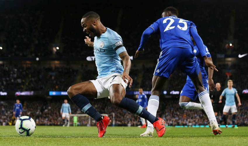 英超强弱对话!维拉主场冲前四,狼队客场保级生死战