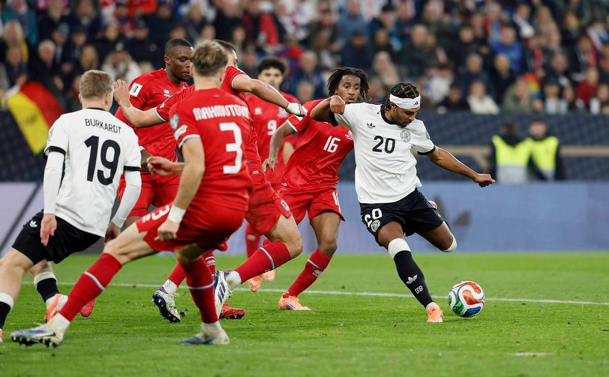 拜仁慕尼黑阵容单薄，能否迅速调整状态迎战圣保利？