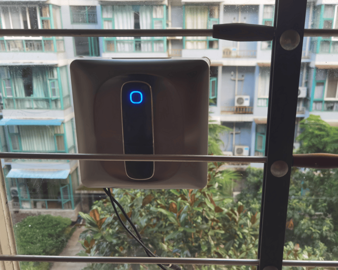 智能擦窗机器人哪个品牌好？2025年擦窗机器人十大排名全方位推荐