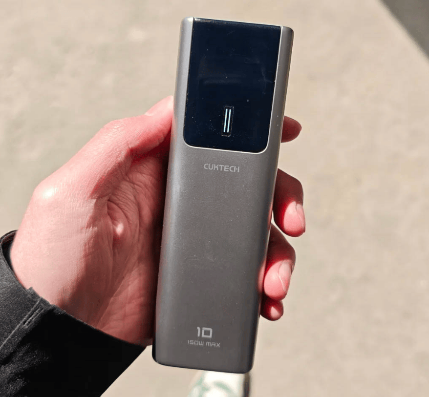 充电宝旗舰版好还是标准版好?十大口碑最好的充电宝品牌,值得一看充电宝推荐榜单!