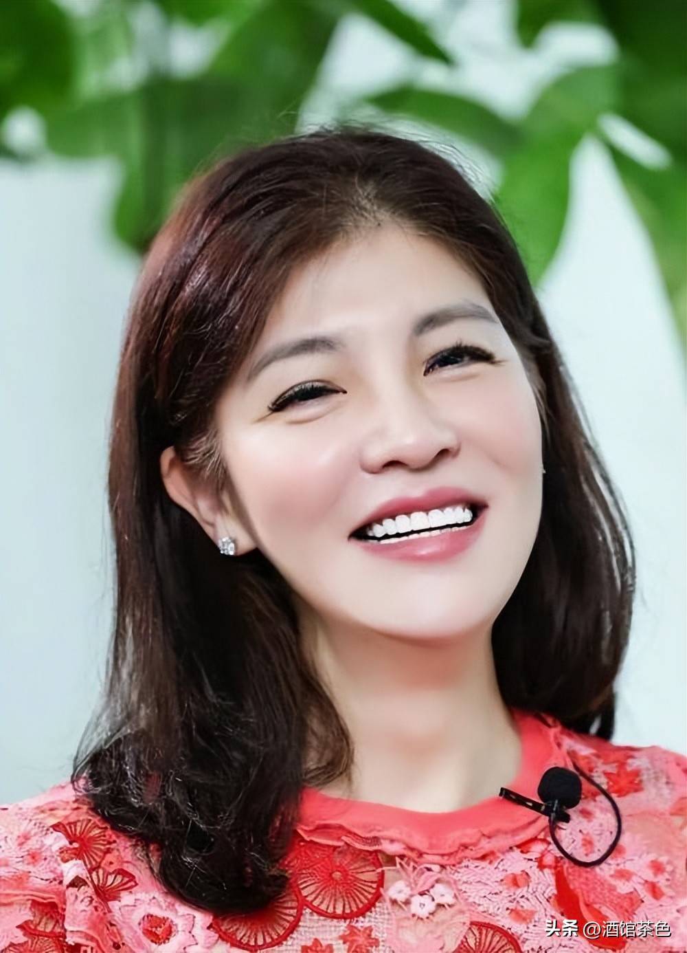 曾获游泳奥运首金,退役后移居国外生俩娃,回国创业如今成女富豪