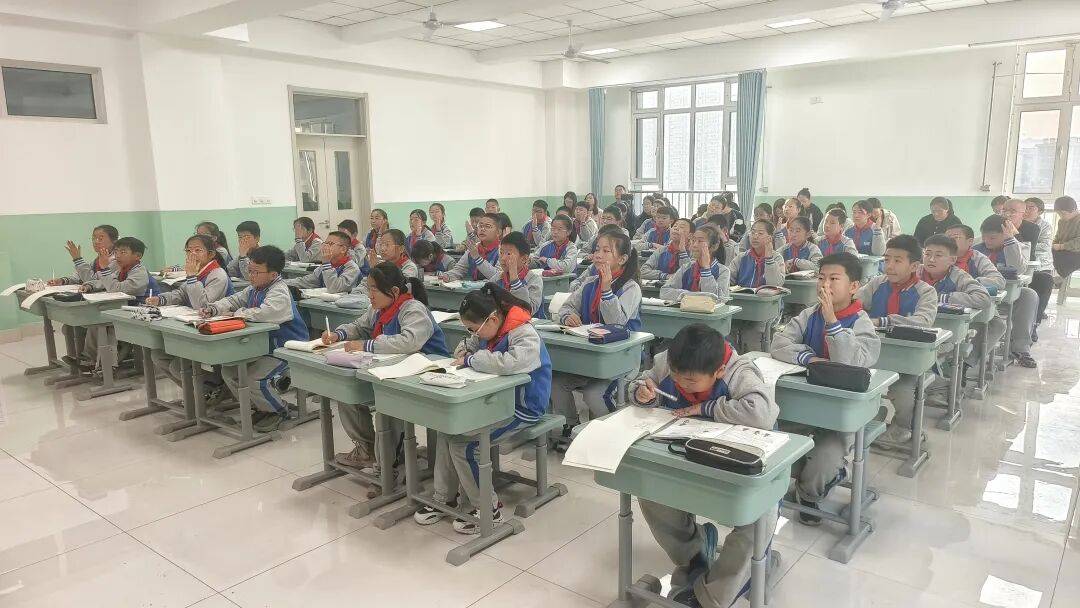 忻州市杏林小学举行优质课堂集中展示活动