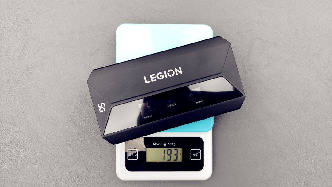 随身携带“极速基站”是种什么体验？拯救者LM90随身WiFi详测，不止于游戏