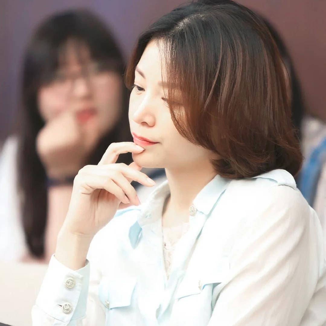 国外生子只是表象!从央视一姐到"查无此人",董卿终于自食恶果