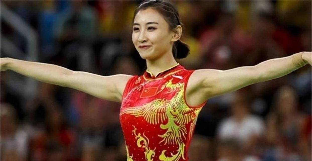 未婚先孕嫁导演,现居家带娃幸福