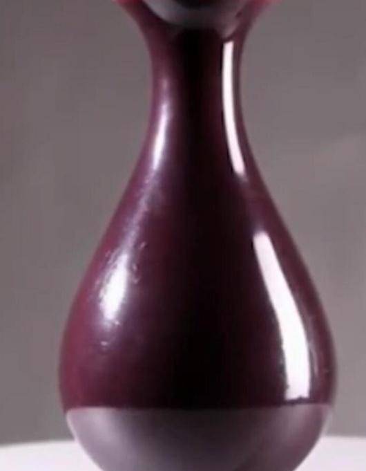 爷爷用卖油钱换了一个宝瓶，孙女来鉴宝，专家：你确定没拿错？