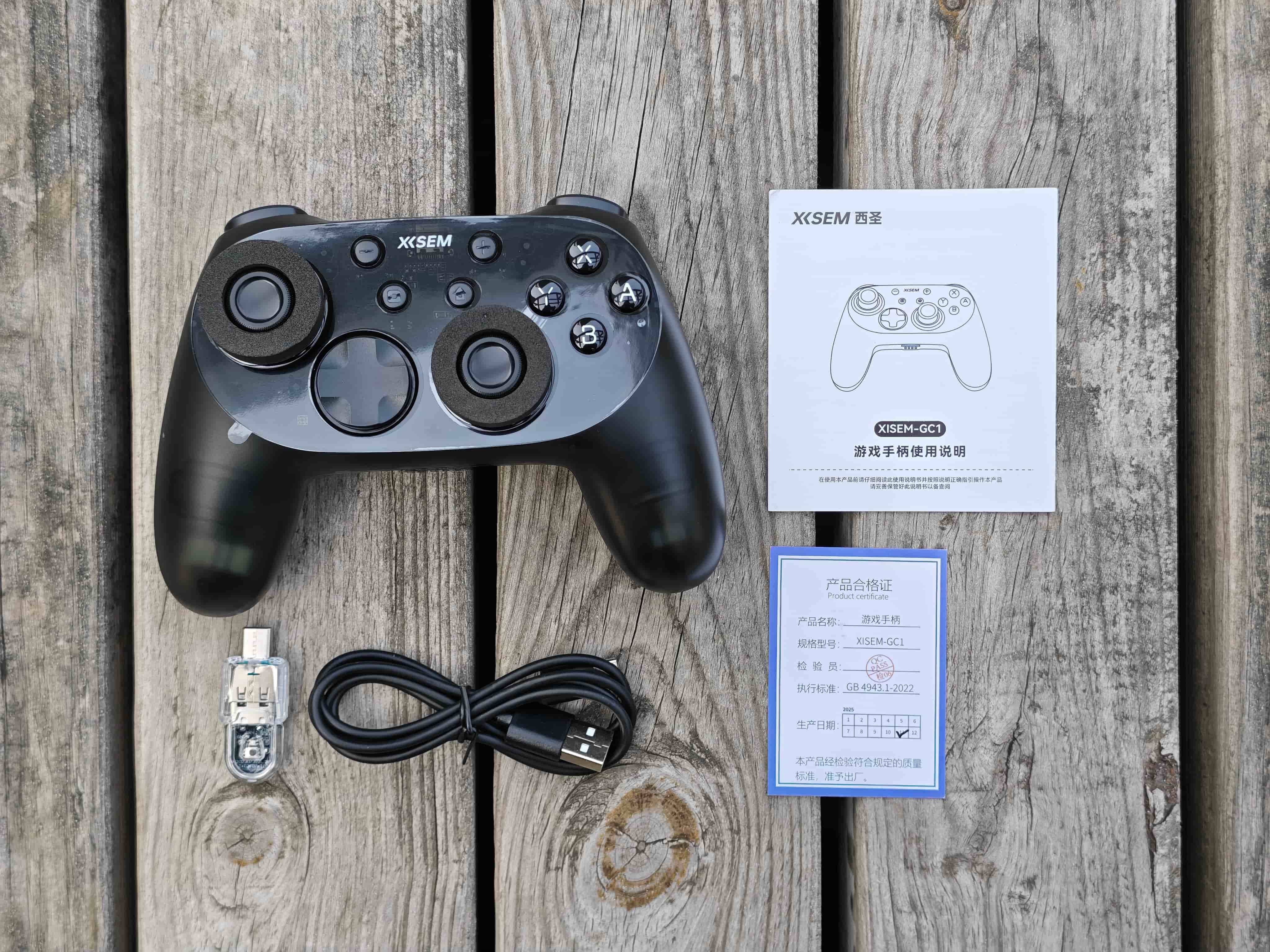 西圣GC1游戏手柄测评:全平台兼容的精准操控伴侣