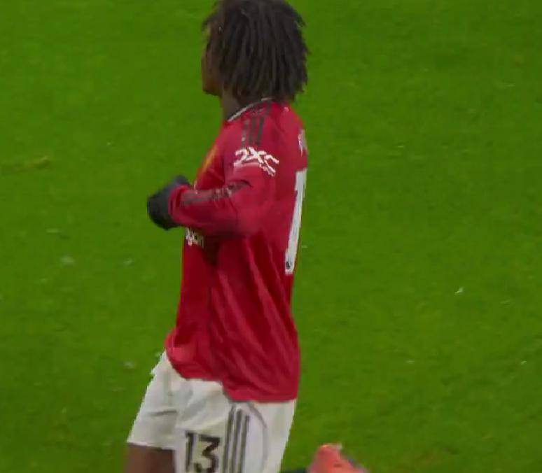 一场1-0!让曼联进前5,欧冠近在咫尺:和切尔西同分,3豪门争四