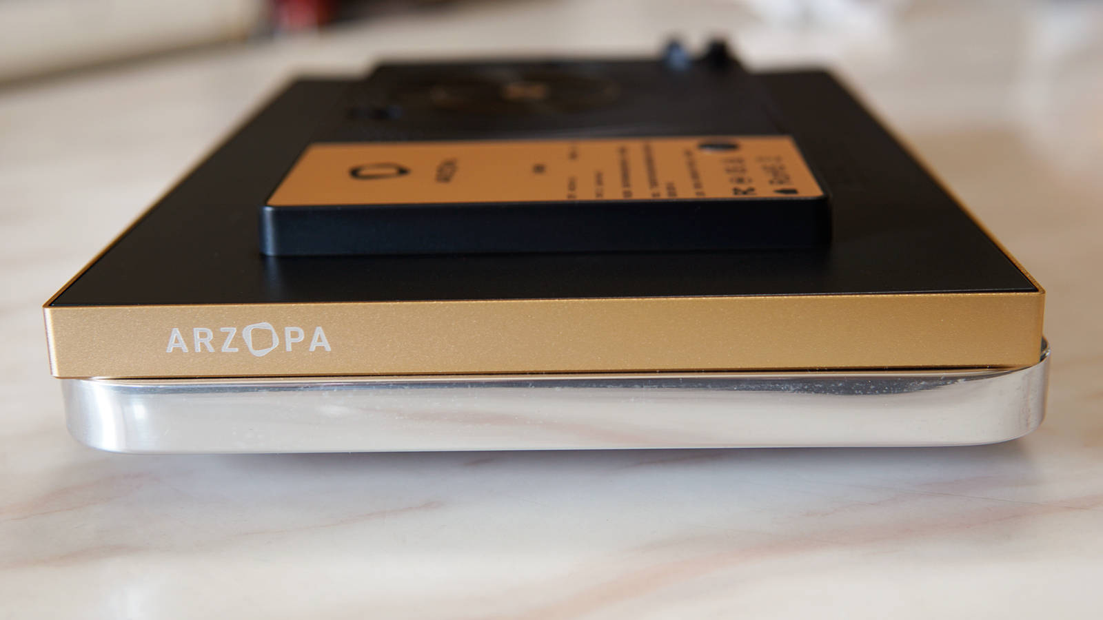 2026新年，将“爱”装进屏幕的温暖科技，ARZOPA数码相框