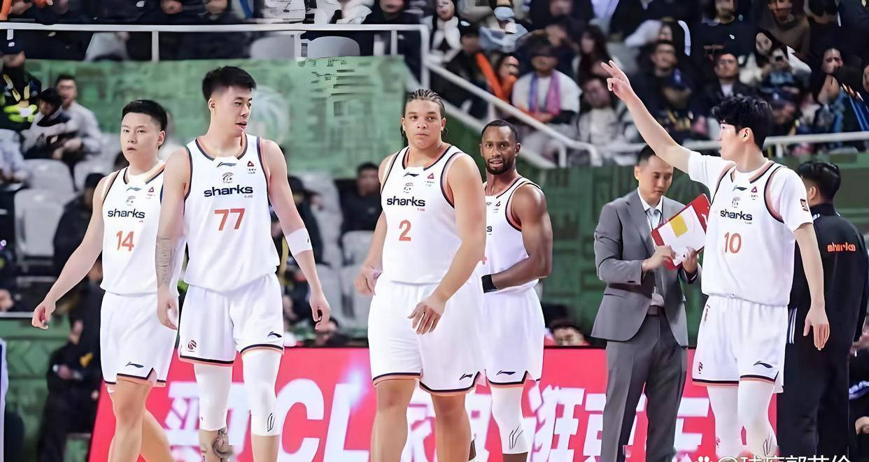 张镇麟全面压制辽篮锋线，上海大胜辽篮迎来四连败