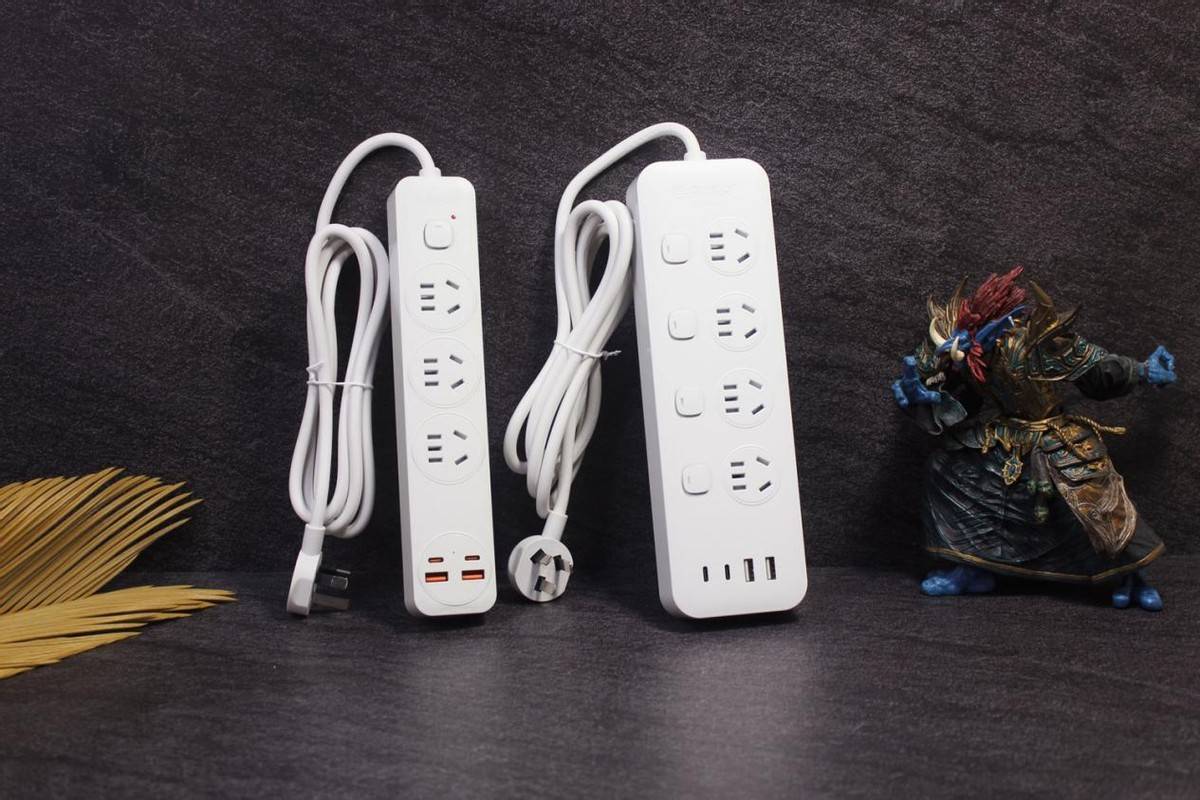 桌面太乱？插头打架？奥睿科“胖瘦”多功能插排终极选购指南