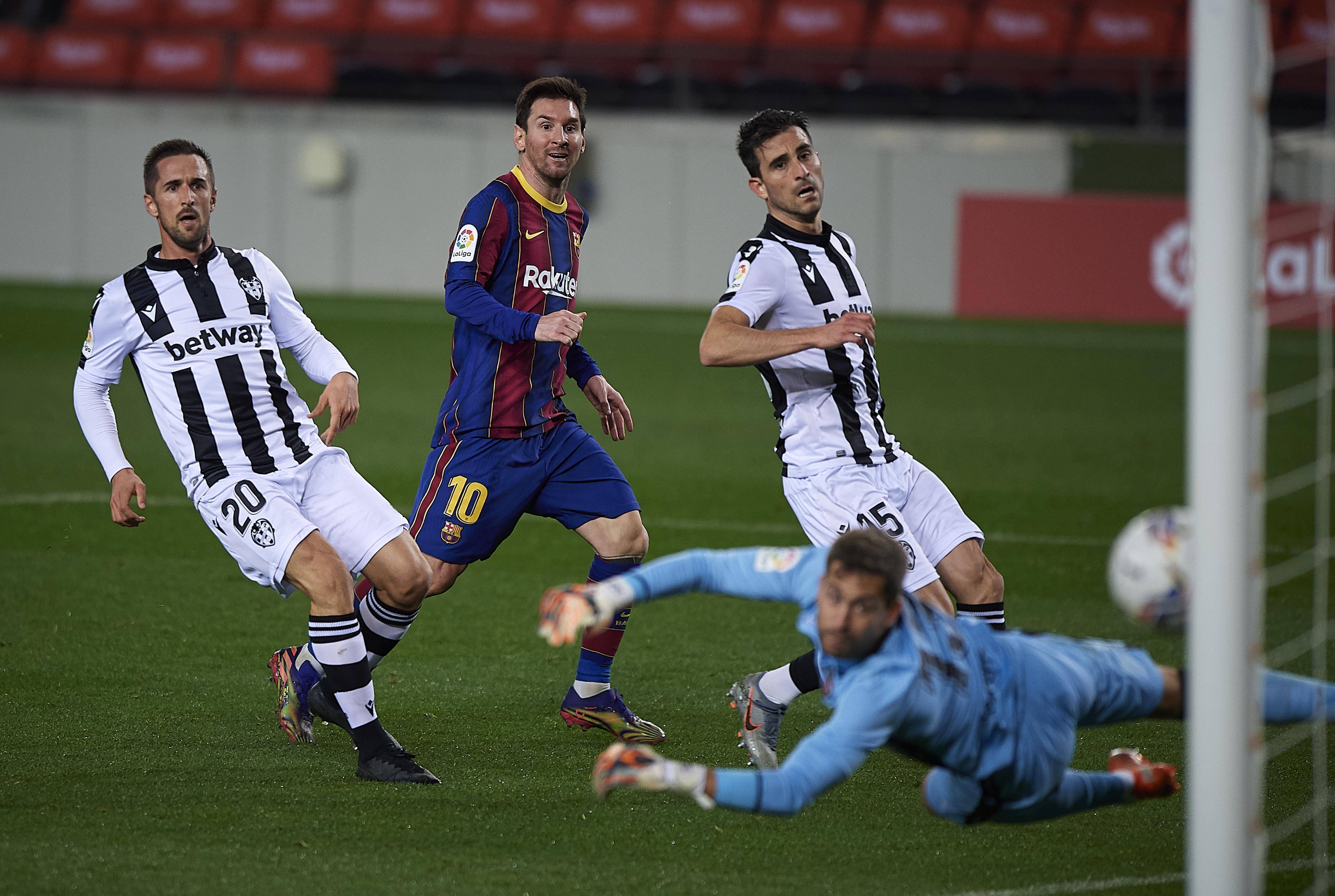 西超杯:巴塞罗那vs毕尔巴鄂竞技 赛前全方位分析及比分预测