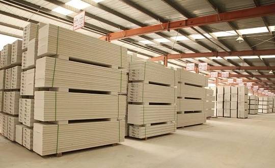 互联网+赋能新型建材新生态 中国新型能源平台引领产业升级！